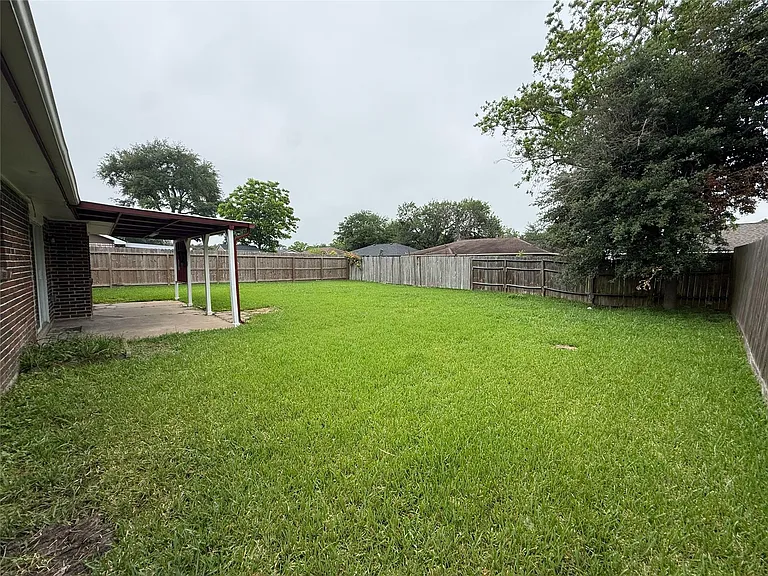 10519 Kirkglen Dr — Photo 18