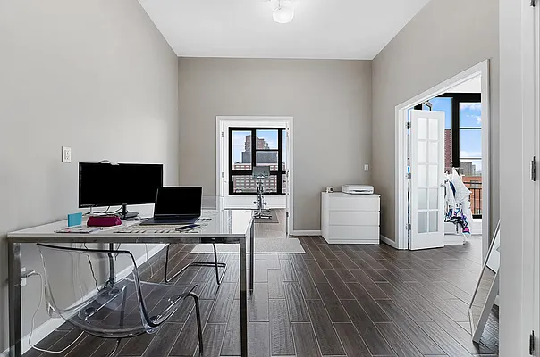 Rented by REAL New York | media 9