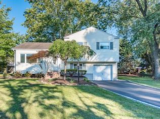 2002 Wickford Rd, South Plainfield, NJ 07080