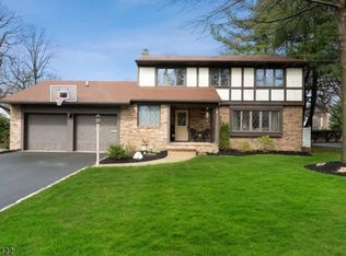19 De Forest Ave, North Plainfield, NJ 07062