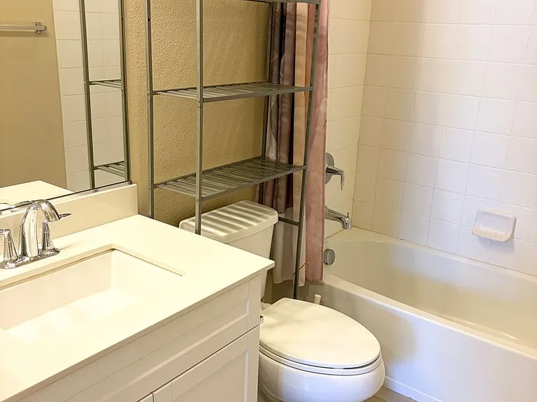 1021 Chandler Dr — Photo 8