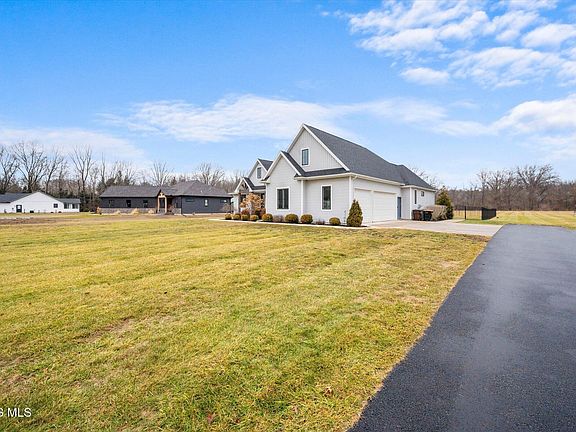 5th image of 1670 County Rd