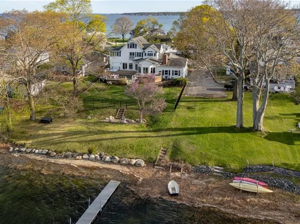 1090 Buttonwoods Ave, Warwick, RI 02886