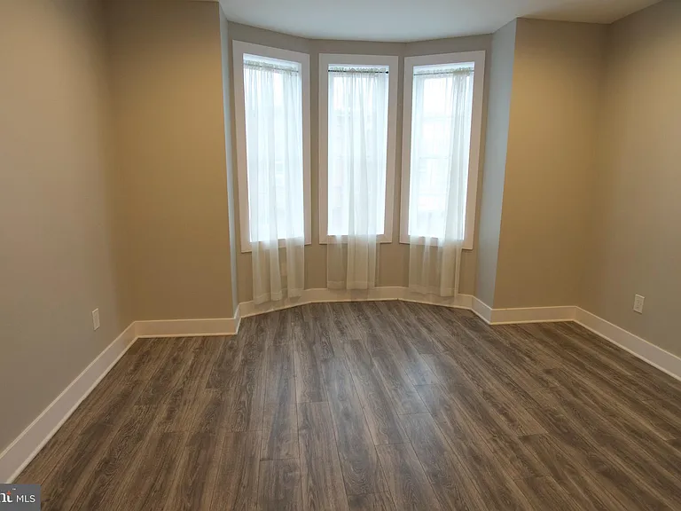 1734 S Ringgold St — Photo 10