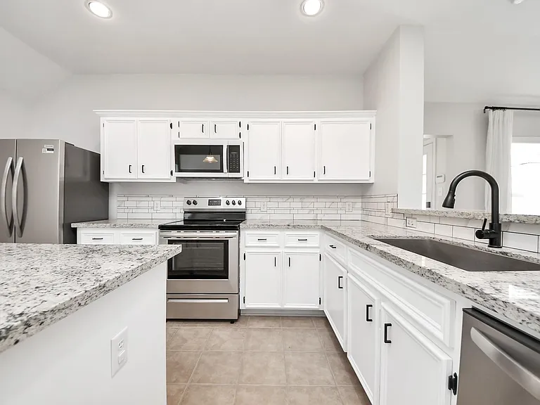 20418 Port Bishop Ln — Photo 14