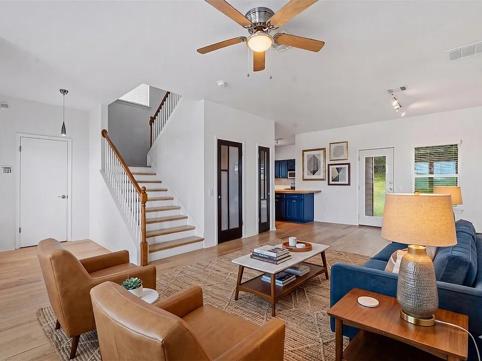 2720 Oak Springs Dr