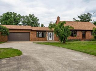 15290 Indian Hollow Rd, Grafton, OH 44044
