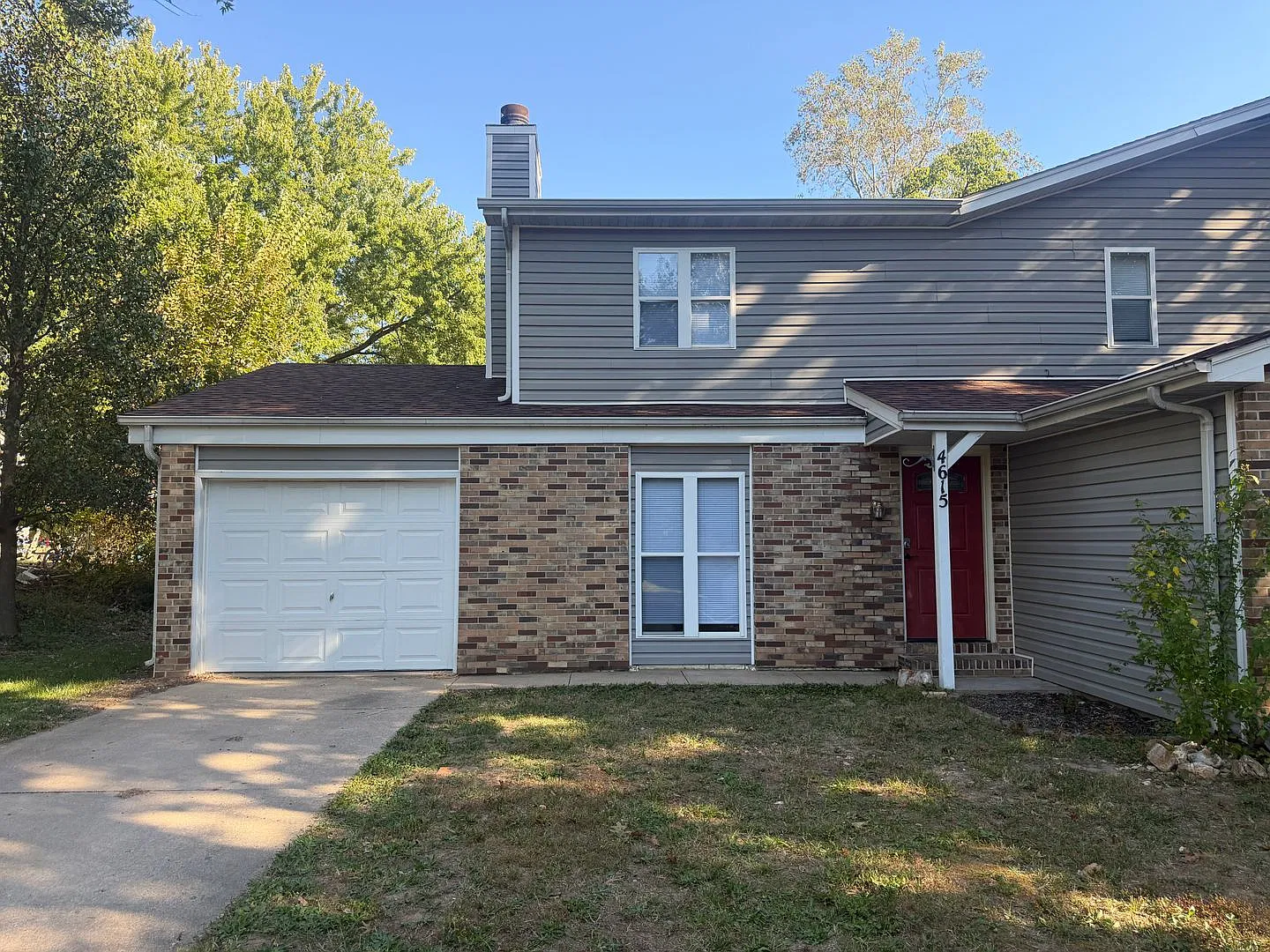 2BR/1.5BA unit - close to Amenities - Beulah, Warner, Rock Bridge schools — Photo 1
