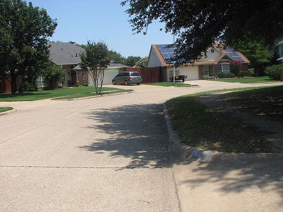 5th image of 4613 Greenwich Dr