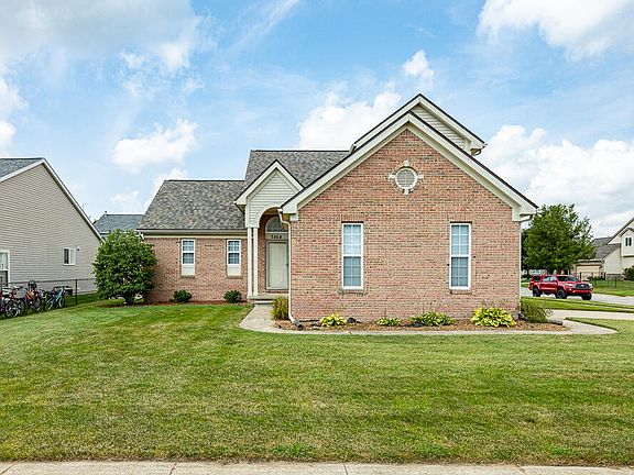 2nd image of 7454 Meadow Ln