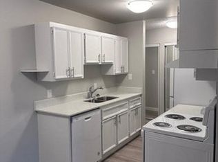 12925 65th St NW, Edmonton, AB T5A 0Z8
