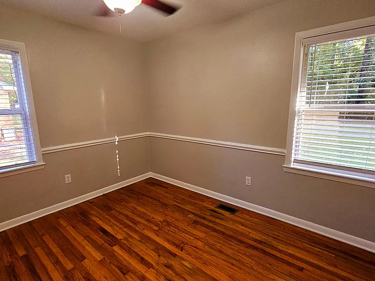 734 Jeffrey St — Photo 17