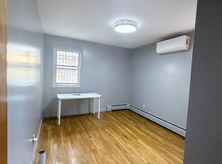 3183 140th St FLOOR 2, Flushing, NY 11354