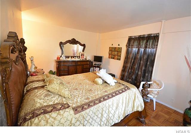 1st image of 1 Fordham Hill Oval APT 5B