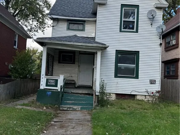 2218 Pierce Ave, Niagara Falls, NY 14301