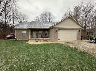 419 Mill Spgs, Fillmore, IN 46128