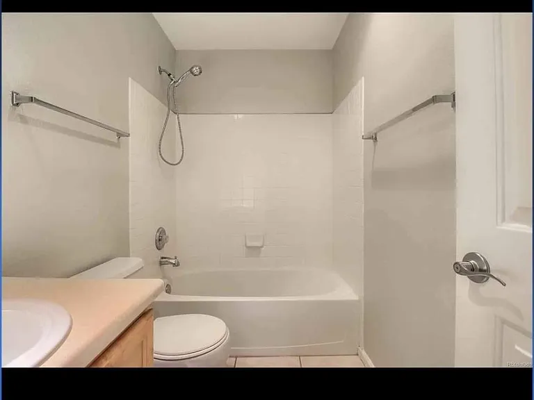 1263 Carlyle Park Cir — Photo 14