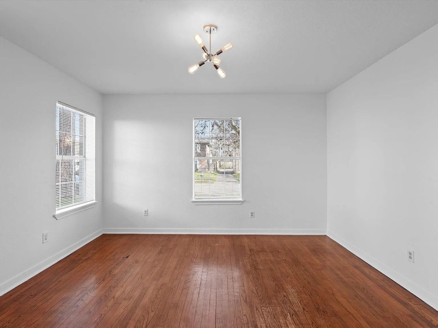 2 bed, 2.0 bath, 1483 sqft, $1,650 — Photo 4