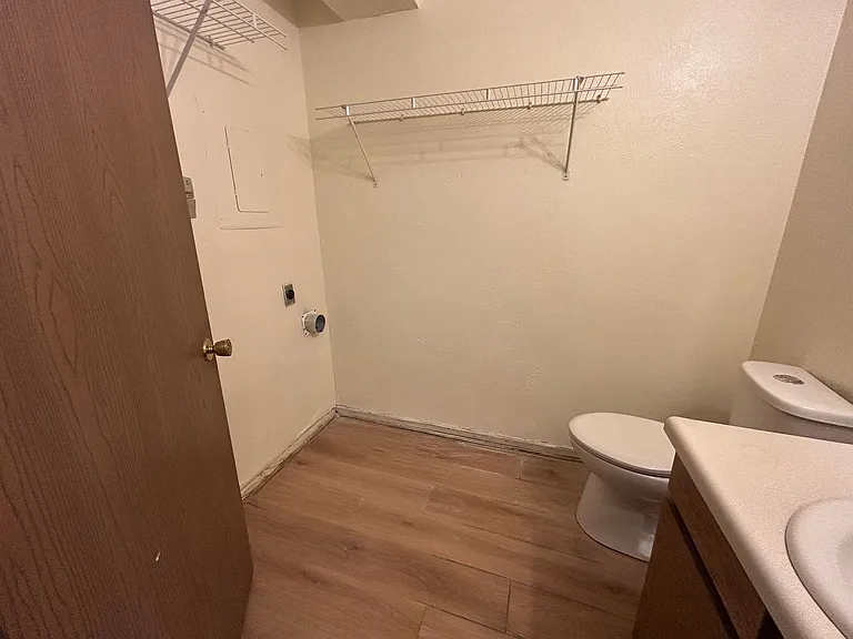 449-485 N 1465 W — Photo 20