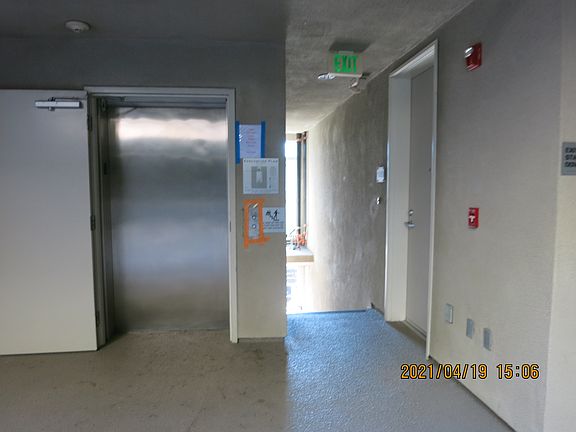 4th image of 1842 Purdue Ave APT 301