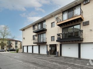 10323 Mayfield Ave APT 2D, Oak Lawn, IL 60453
