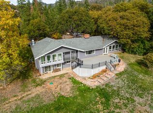 348 Ridgewood Dr, Jacksonville, OR 97530