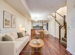 5 Valhalla Inn Rd #Townhouse 108, Toronto, ON M9B 0B1