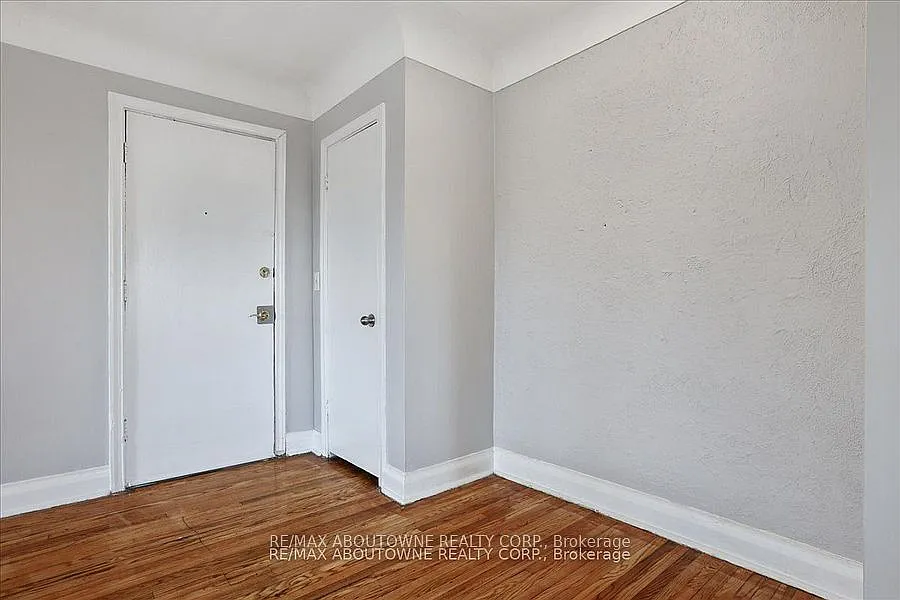 2 bed, $1,945 — Photo 3