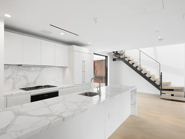 75 1st Avenue image 3 of 14