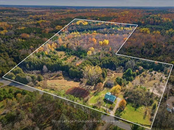 2096 Hollowview Rd, Centre Hastings, ON K0K 3E0