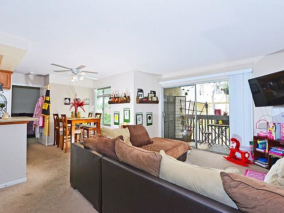 4th image of 432 Edgehill Ln Unit 100