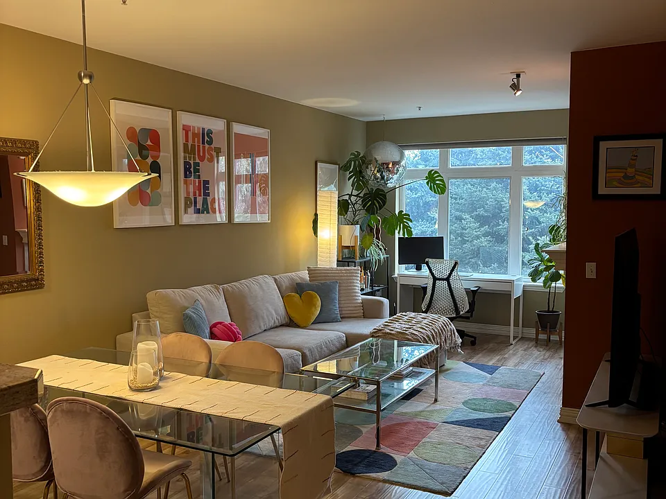 2700 E Cherry Creek South Dr #202