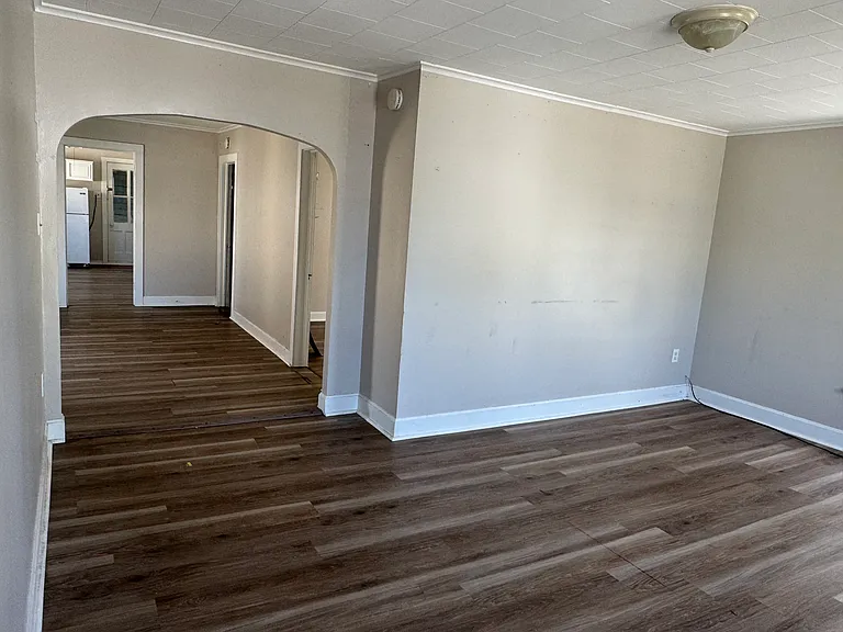 17 Burke Ave #2 — Photo 3