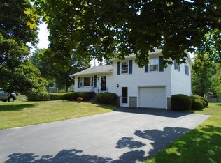 300 E Center St, Lee, MA 01238