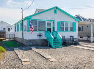 11 Jo Ann Ln, Hampton, NH 03842