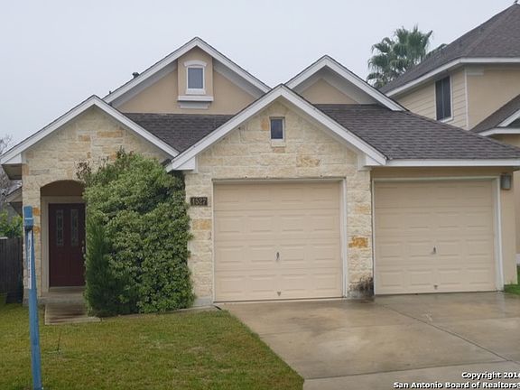 2nd image of 4527 Shavano Ct