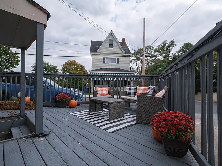 82 Dilworth St — Photo 22