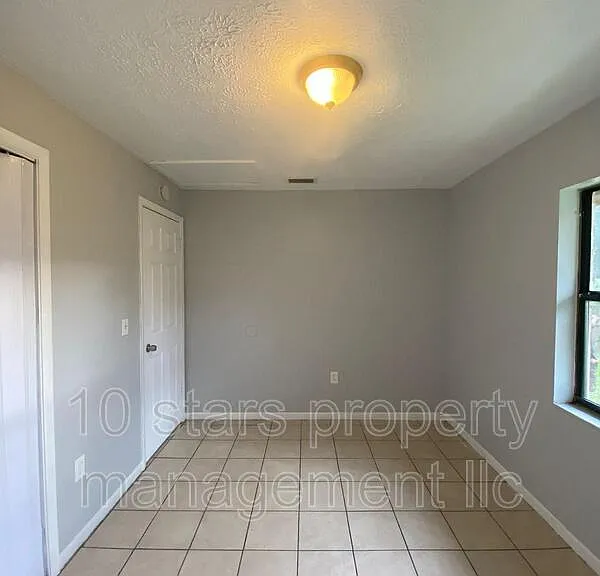1413 E 99th Ave #B — Photo 11