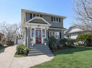 349 Blackhawk Rd, Riverside, IL 60546