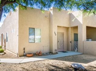 380 S Paseo Tierra, Green Valley, AZ 85614