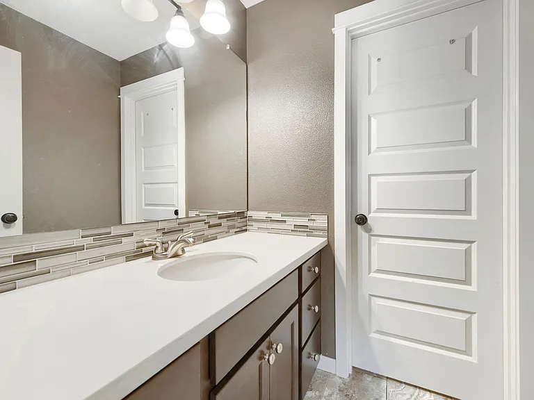 6020 SE Raymond St — Photo 24