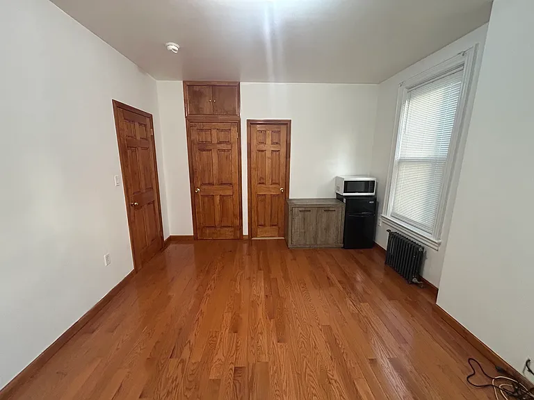 8842 81st Ave — Photo 3