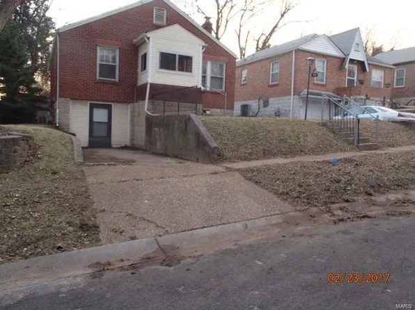 2618 Avie Dr, Saint Louis, MO 63136