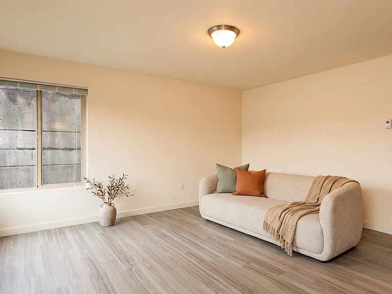 Minor Tower Apartments - Located in Eastlake — Photo 120