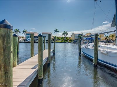 4013 SE 19th Pl APT 101, Cape Coral, FL, 33904