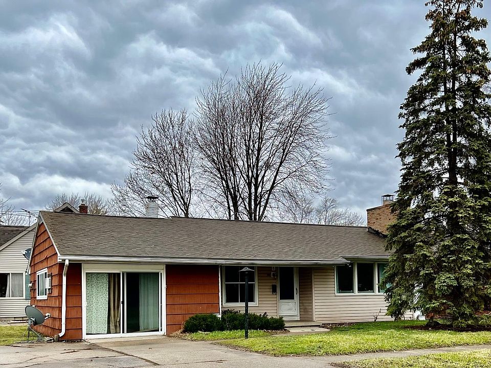 1st image of 275 Snow Ave