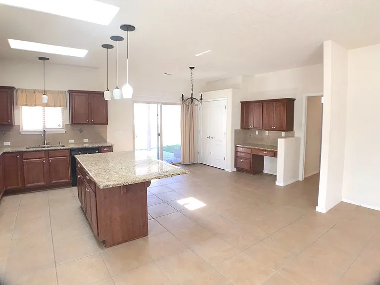 815 Desert Marigold Ct — Photo 7