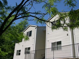 621 NE Kane Dr APT 103, Gresham, OR 97030