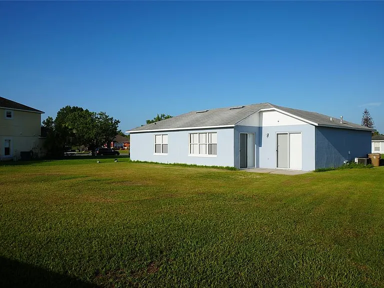 2560 Sage Dr W — Photo 3