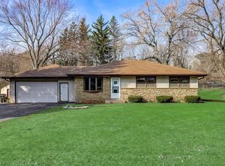 5315 S Egofske Rd, New Berlin, WI 53146